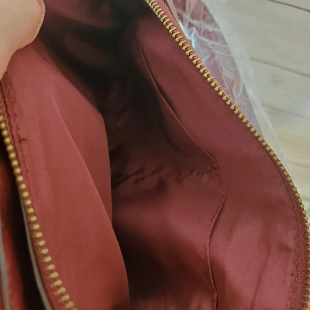 Time and Tru recycled materials vinyl Palms Satchel red